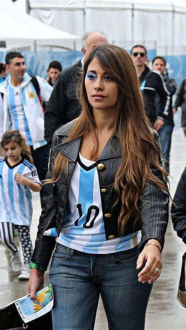 Antonela Roccuzzo (instagramstar) Wiki,Age,Birthday,Biography,Height,Net Worth ..