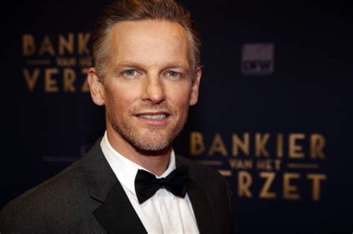Barry Atsma (actor)-Wiki, Age, Net Worth, Biography , Spotify, TikTok, Facebook, Facts and Family
