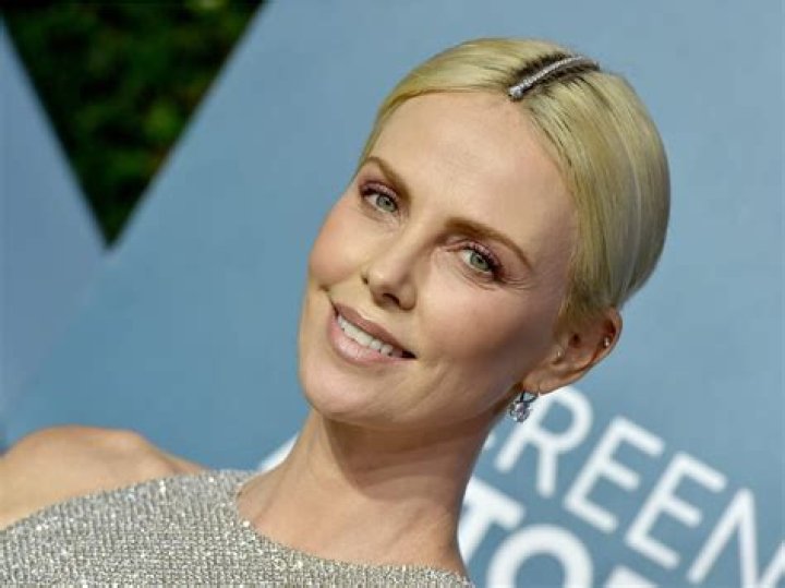 Charlize Glass - Bio, Age, Wiki, Facts and Family