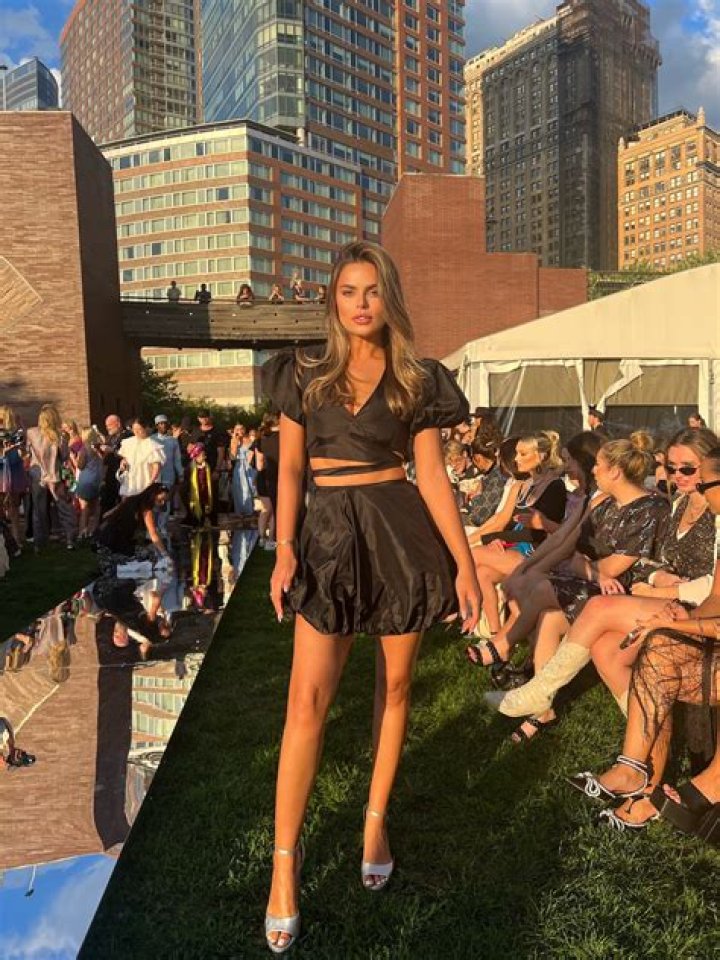 Cynthia Rowley - Bio, Age, Wiki, Facts and Family