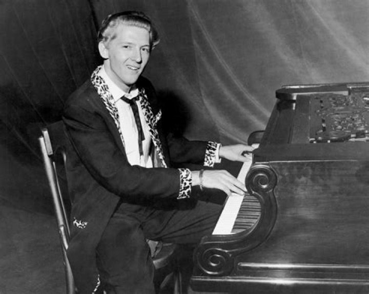 Dennis Lee - Bio, Age, Wiki, Facts and Family