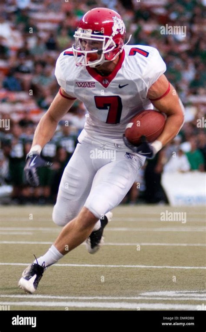 Devon Wylie - Bio, Age, height, weight, Wiki, Facts and Family