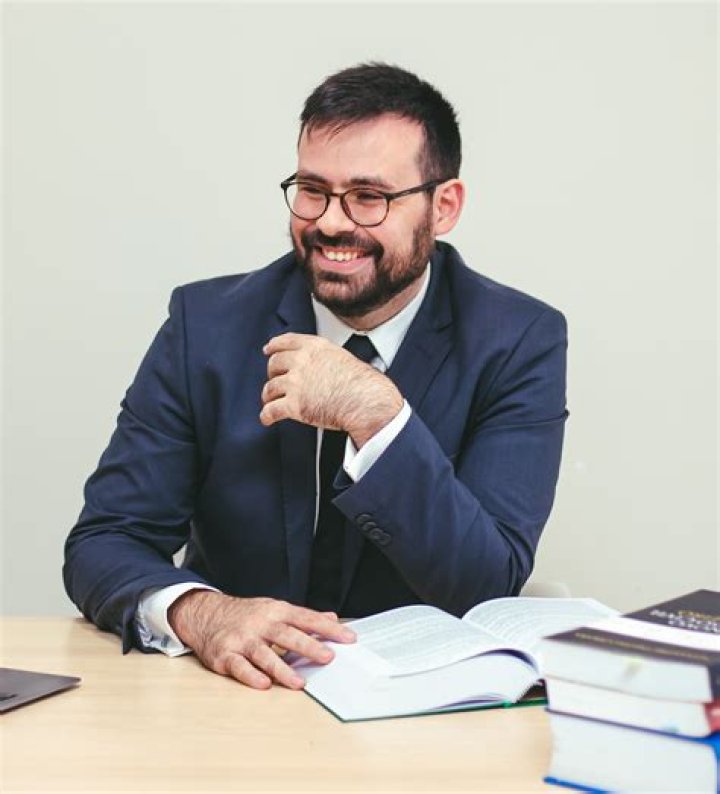 Jay Roach - Bio, Age, net worth, height, Wiki, Facts and Family