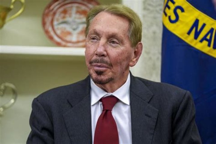 Jeremy Brett - Bio, Age, height, Wiki, Facts and Family