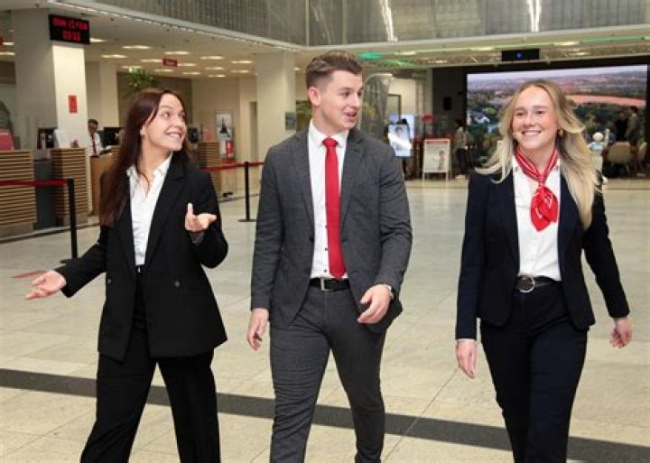 Karen Allen - Bio, Age, Wiki, Facts and Family