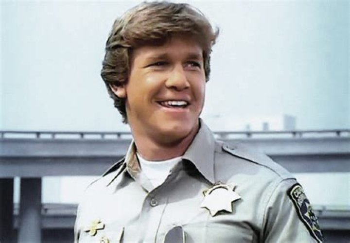 Larry Wilcox - Bio, Age, net worth, height, Wiki, Facts and Family