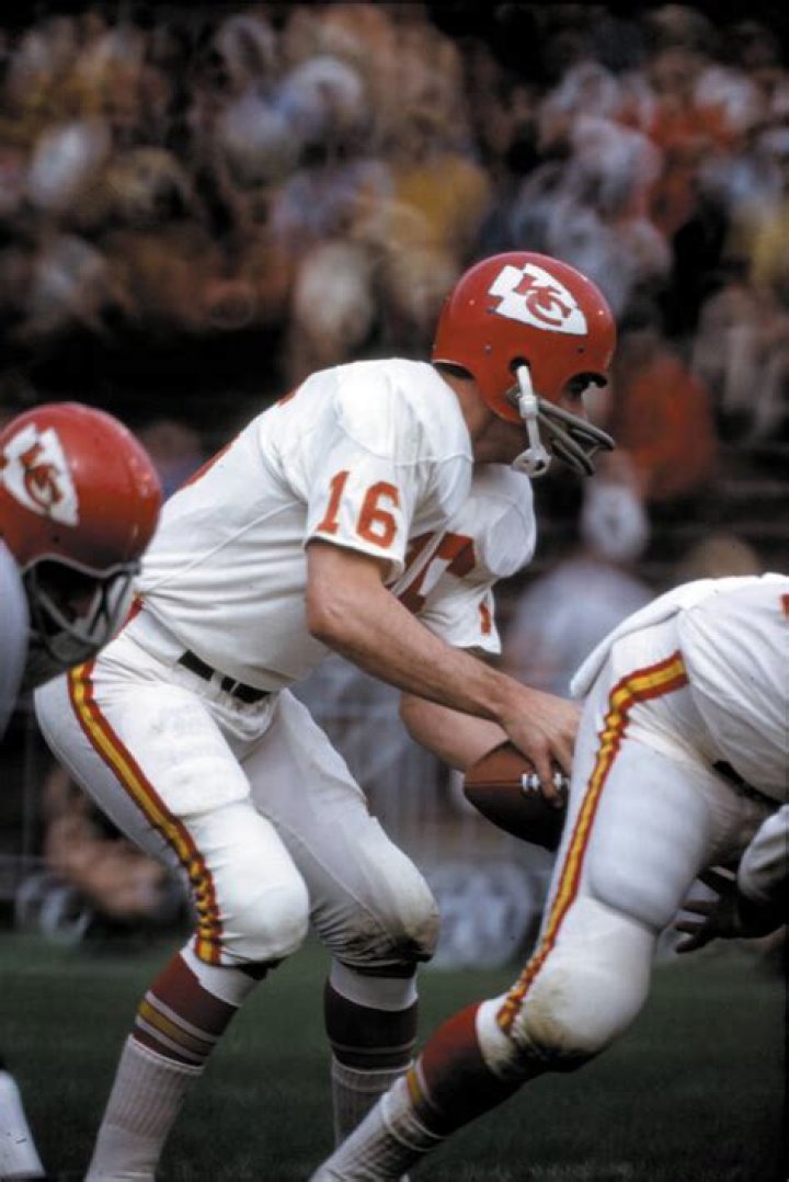 Len Dawson - Bio, Age, net worth, height, Wiki, Facts and Family