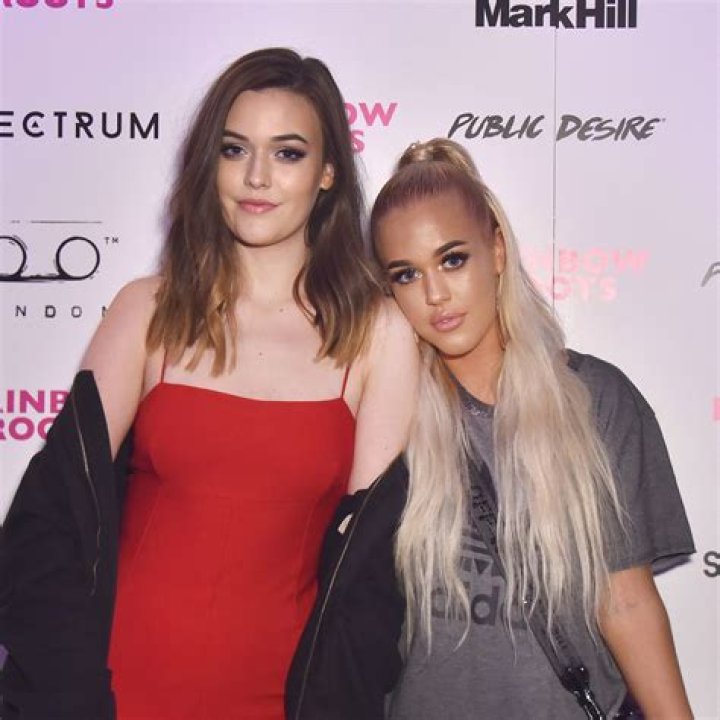 Lottie Tomlinson - Bio, Age, Wiki, Facts and Family