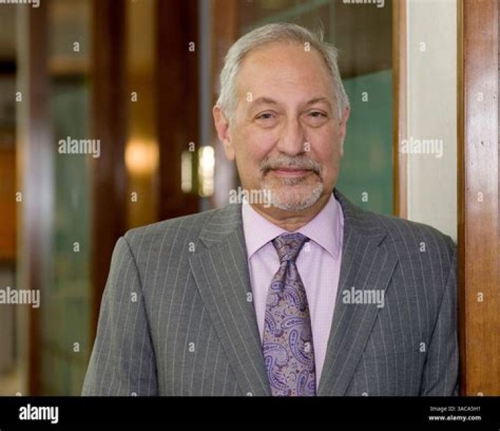 Mark Geragos - Bio, Age, net worth, Wiki, Facts and Family
