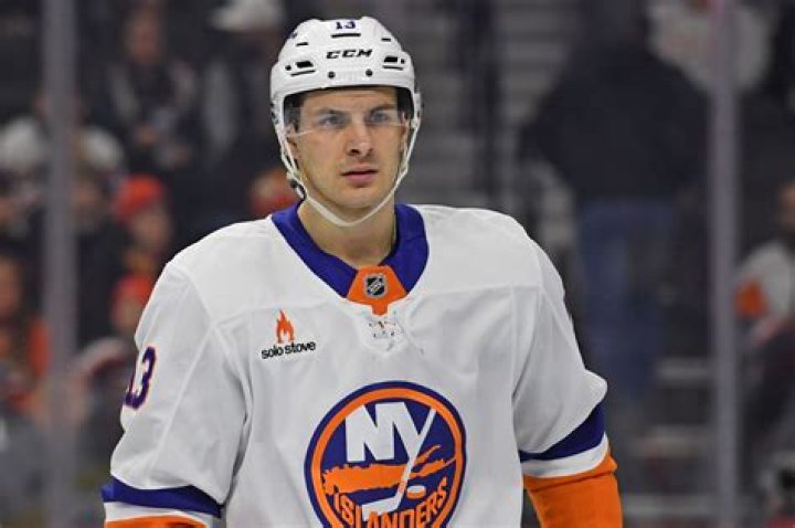 Mathew Barzal - Bio, Age, height, Wiki, Facts and Family