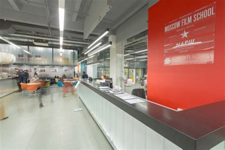 Moshe Safdie - Bio, Age, Wiki, Facts and Family