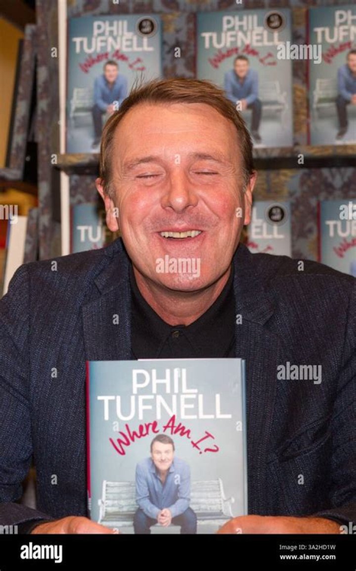 Phil Tufnell - Bio, Age, height, Wiki, Facts and Family