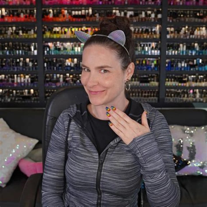 Simply Nailogical - Bio, Age, Wiki, Facts and Family