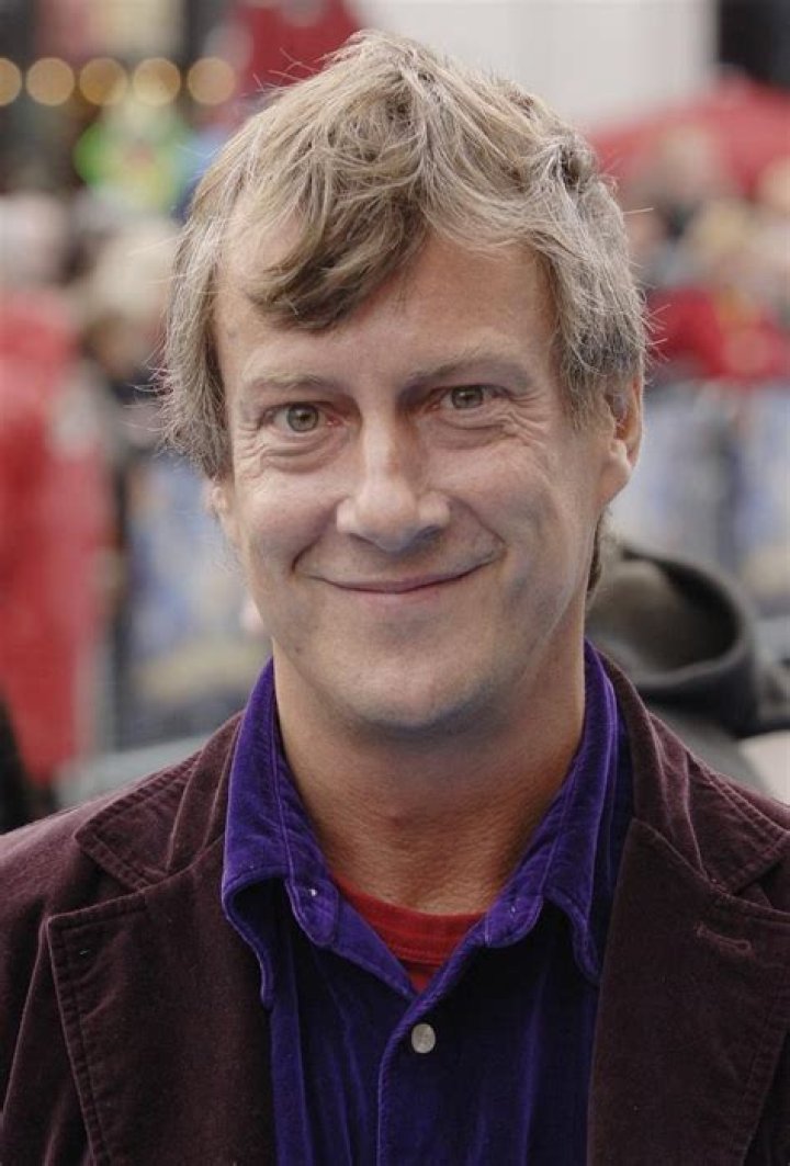 Stephen Tompkinson - Bio, Age, siblings, height, Wiki, Facts and Family