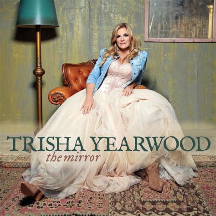 Trisha Yearwood - Bio, Age, Wiki, Facts and Family