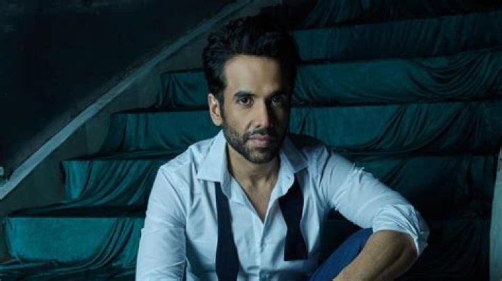 Tusshar Kapoor - Bio, Age, height, Wiki, Facts and Family