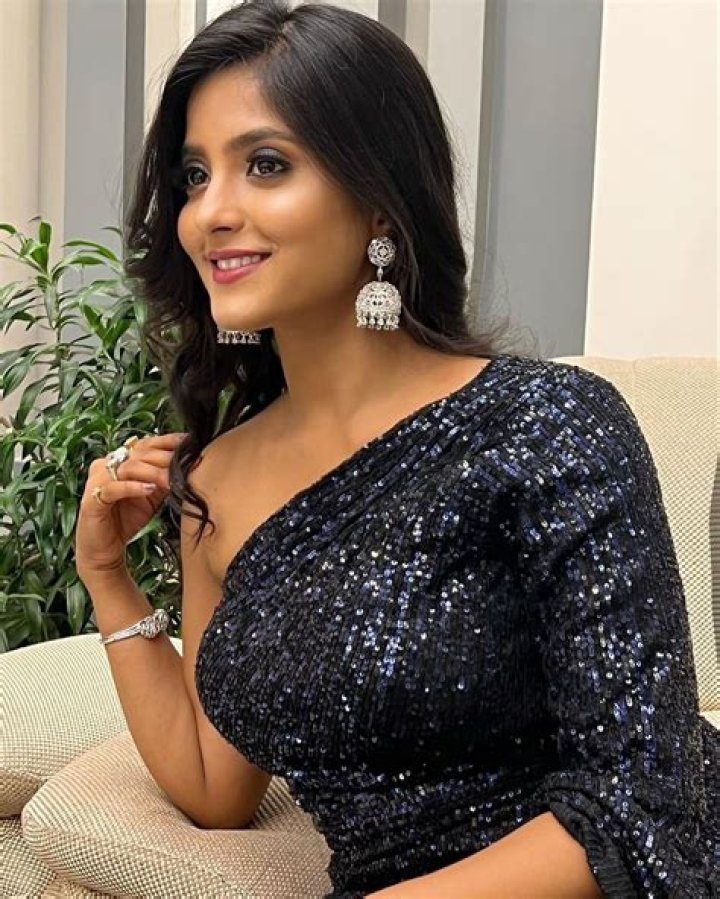 Ulka Gupta - Bio, Age, Wiki, Facts and Family